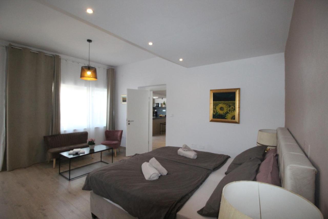 Apartment Da Vita Ровінь Екстер'єр фото